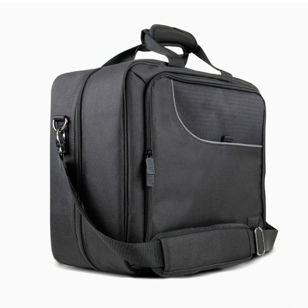 USA Gear Travel Case - NEW WITH TAGS